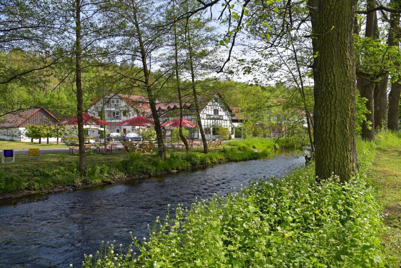 Landhotel Der Distelhof Mit Scheunencafe Dillstadt Eksteriør bilde